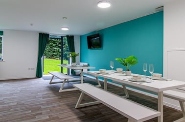 De Walden Way, City Centre, Bradford - Image 2